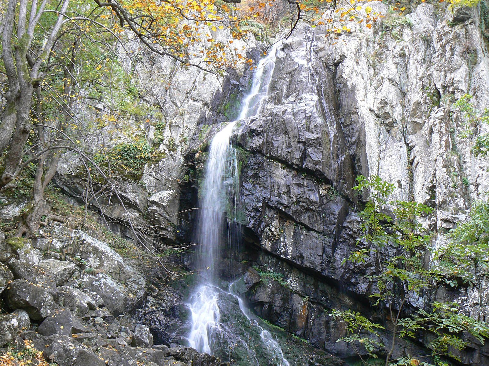 Боянский водопад