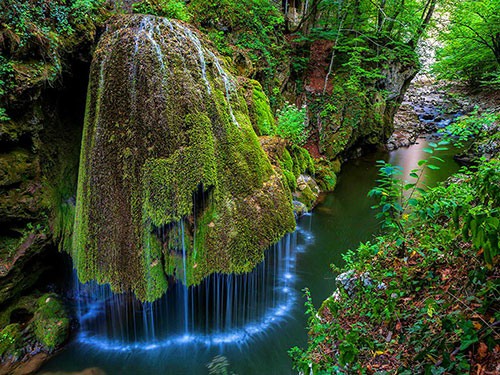 водопад в румынии