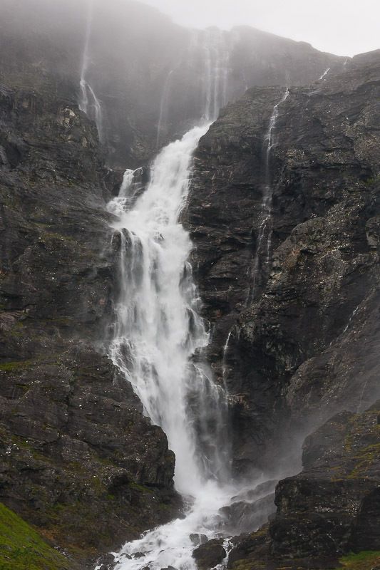 Водопад Тролльфоссен