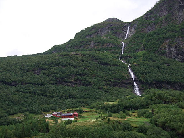 Водопад Тунсхеллефоссен