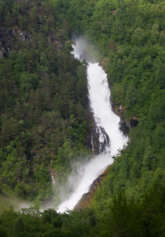 Водопад Кьотанафоссен