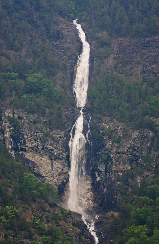 Водопад Штоднафоссен